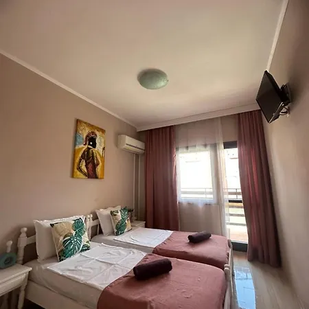 “poli” Nesebar