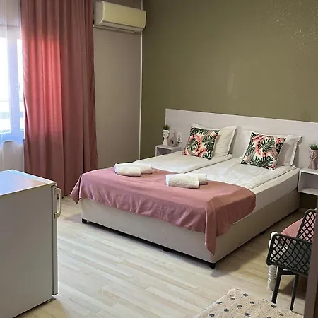 Maison d'hôtes “poli” 4*