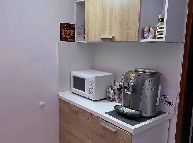 Πανσιόν “poli”