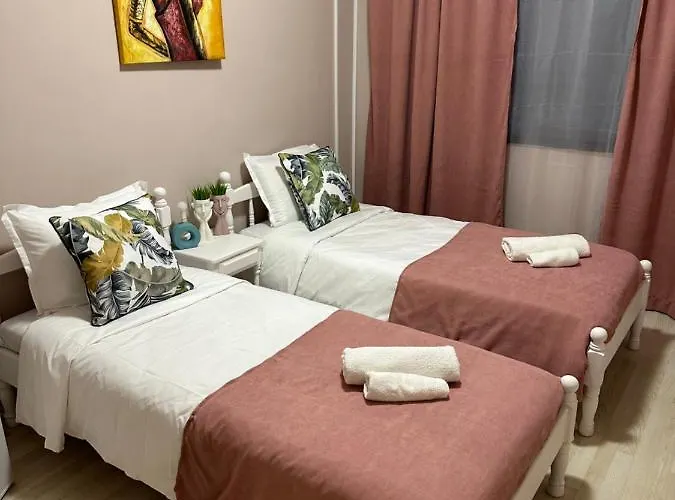 “poli” Πανσιόν