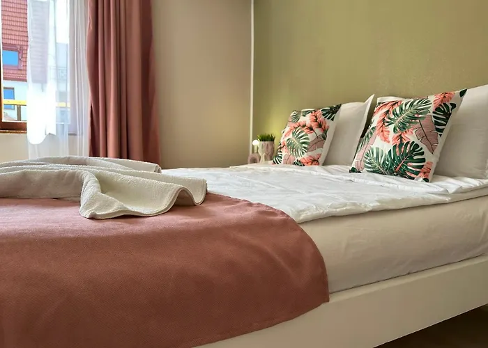 “poli” 4* Νεσέμπαρ