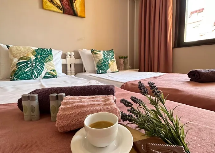 “poli” Πανσιόν